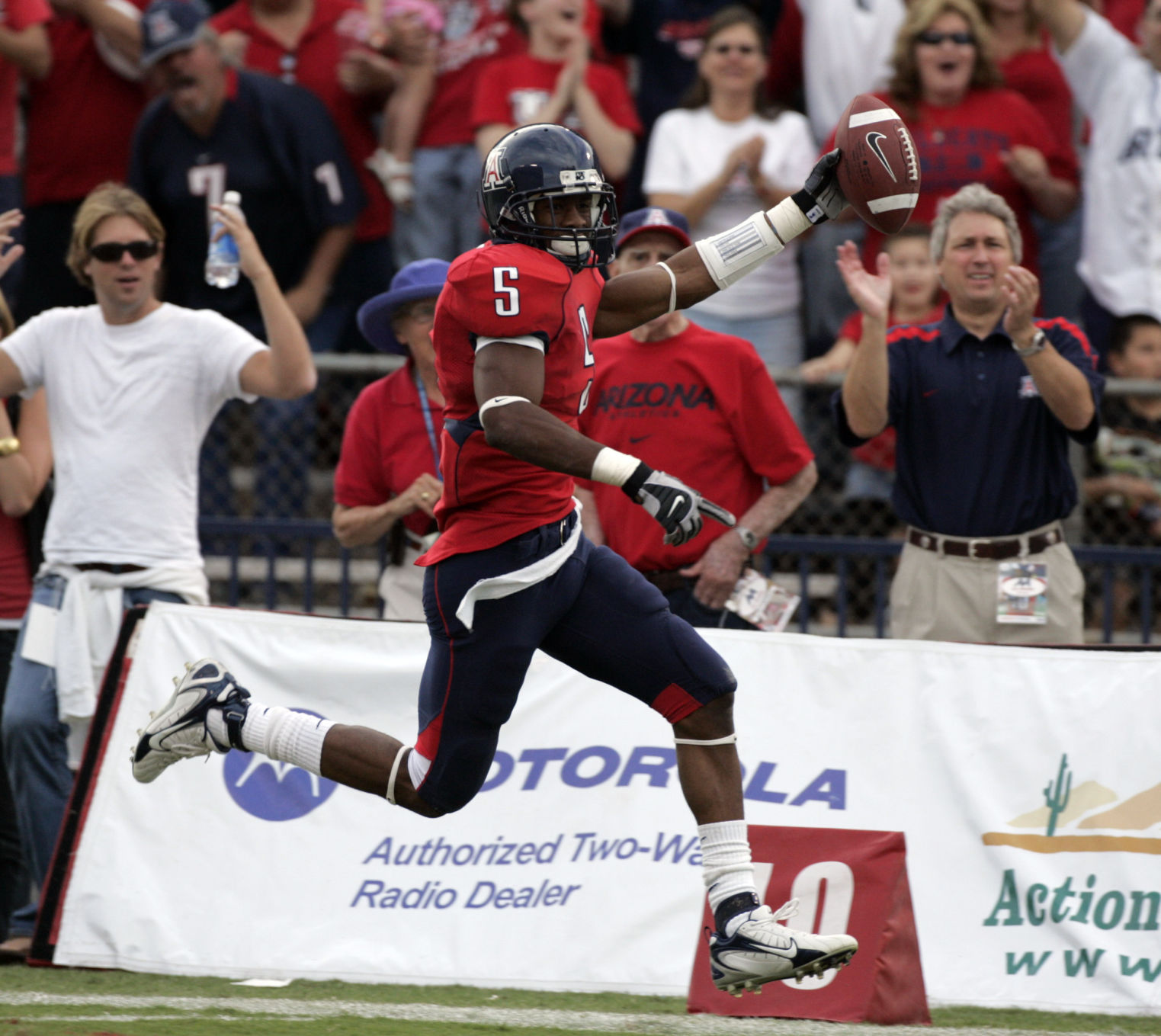 12 UA FOOTBALL (copy)